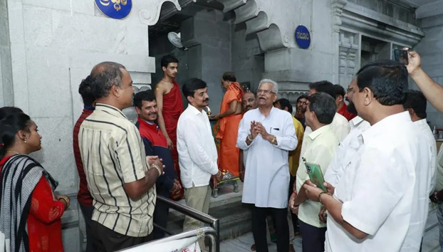 Visited Sri Shirdi Saibaba Temple near #Magadi Road Toll Gate and received blessings.